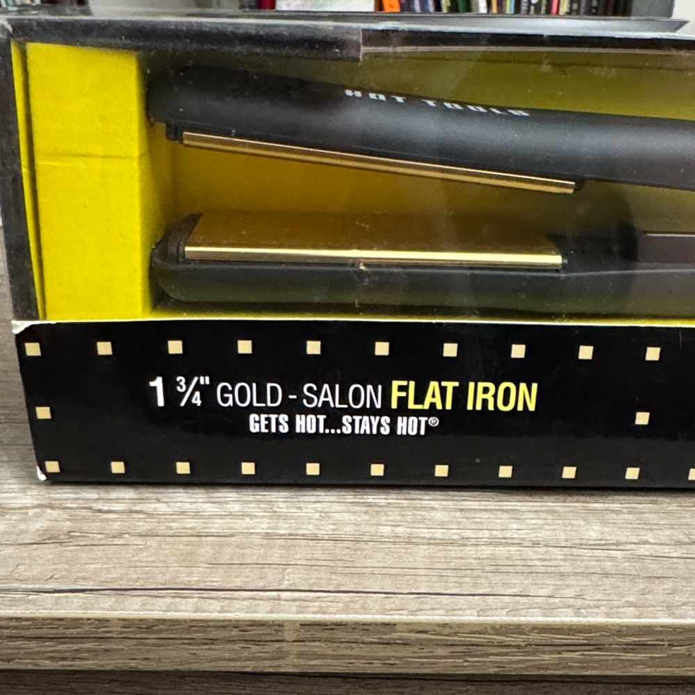 Gold Salon Flat Iron by Hot Tools